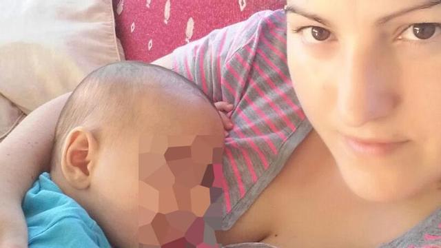 Una oficina de empleo intenta expulsar a una madre porque su bebé no paraba de llorar