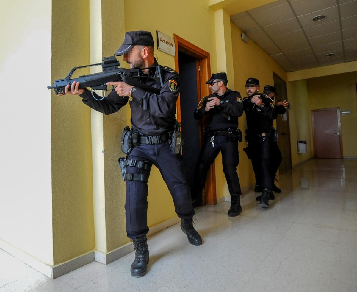 Simulacro de atentado terrorista en la Facultad de Medicina