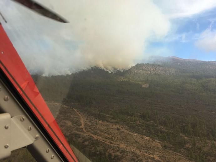 Segunda jornada del incendio de Granadilla de Abona (10.04.02018)