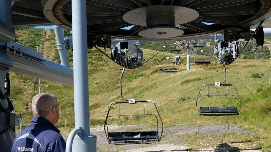 El remonte del Brañillín ya permite disfrutar del paisaje sin esfuerzo