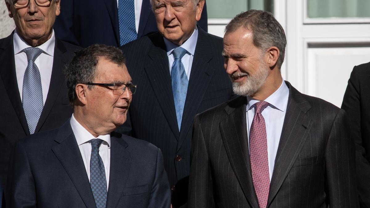 El alcalde de Murcia José Ballesta y el rey Felipe VI.