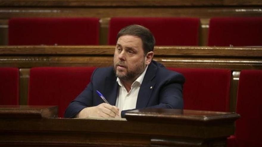 Junqueras: &quot;Si nos suspenden las competencias, las defenderemos ejerciéndolas&quot;