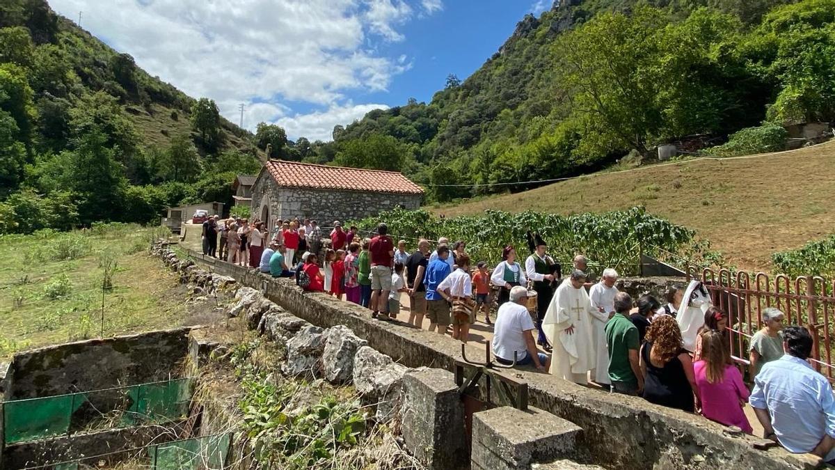 Cubia celebra sus fiestas: subasta de la ramera, comida popular, verbenas y más en los festejos de la localidad de Grado