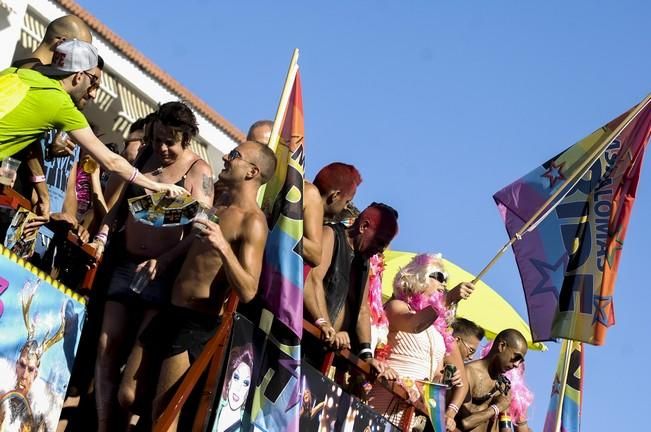 CABALGATA GAY PRIDE