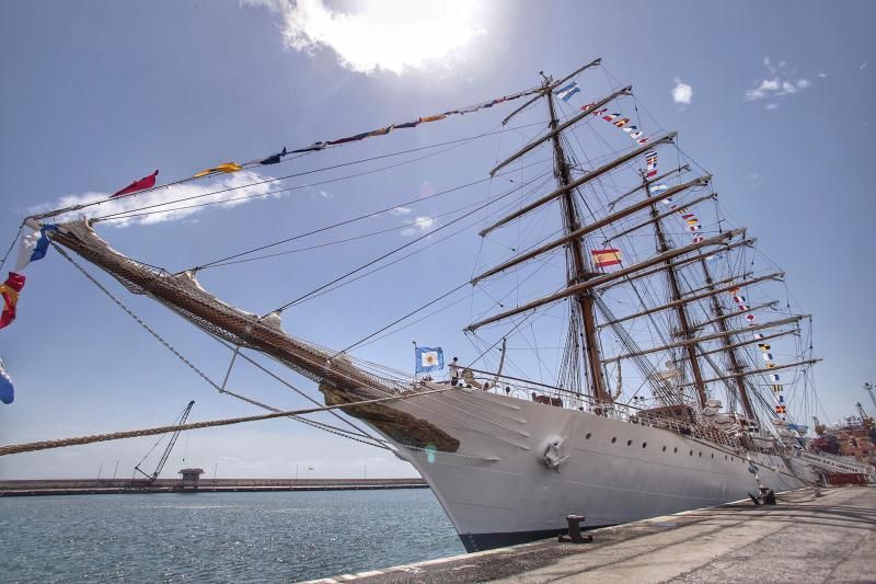 La Fragata 'ARA Libertad', en Tenerife