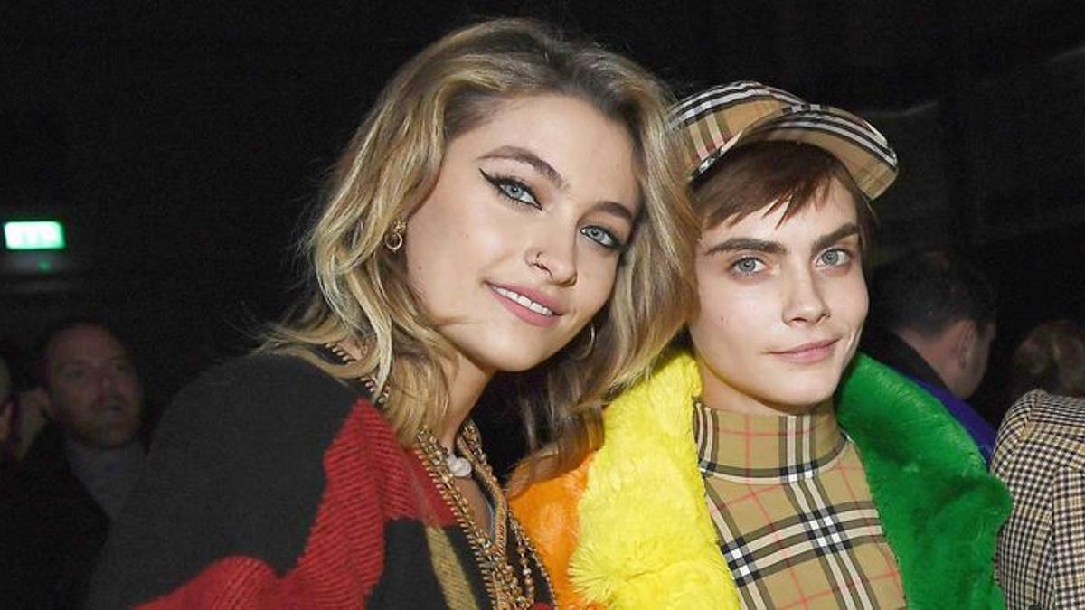 Paris Jackson y Cara Delevingne