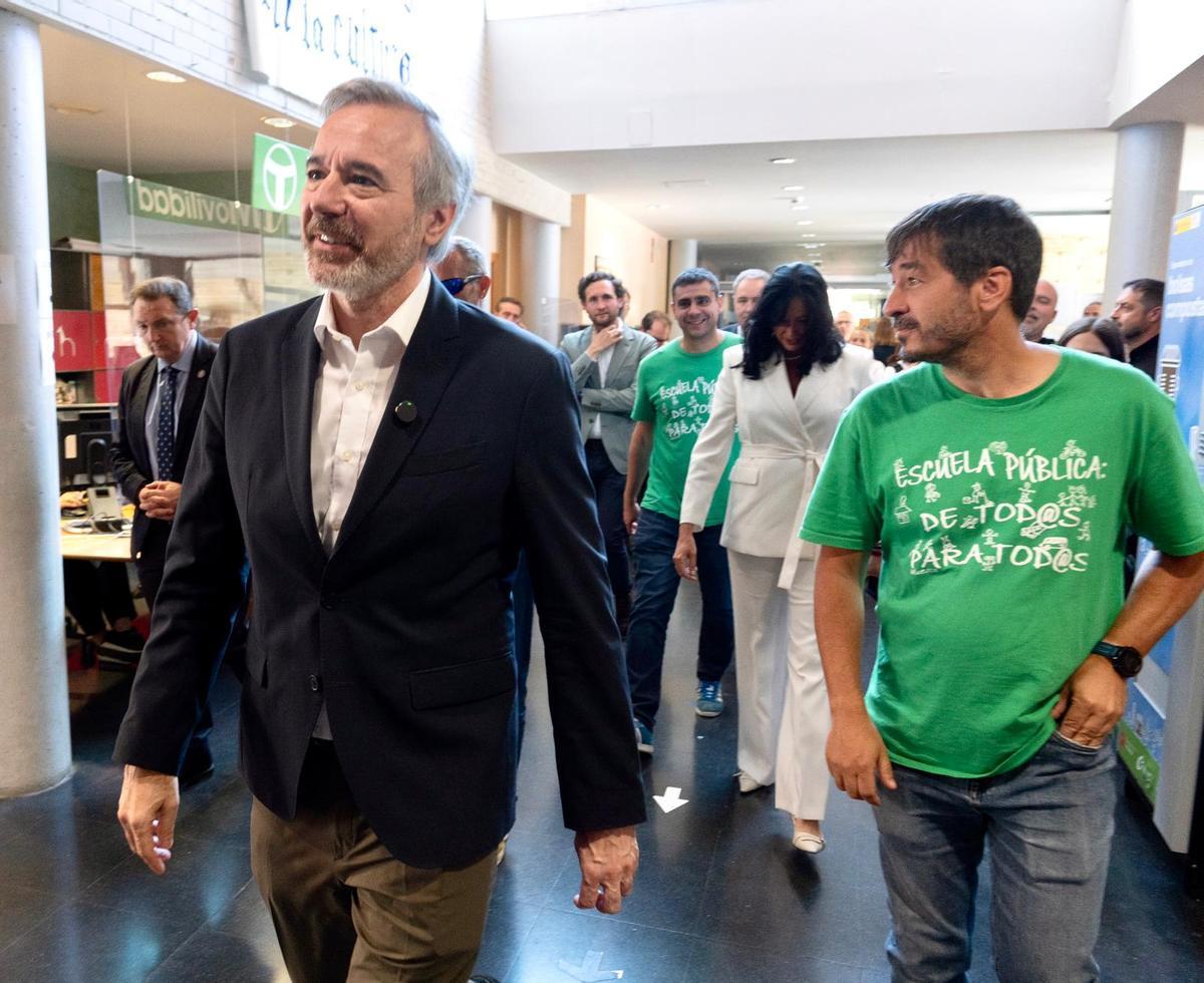 El presidente de Aragón, Jorge Azcón, se reúne con representantes de CSIF y CGT.