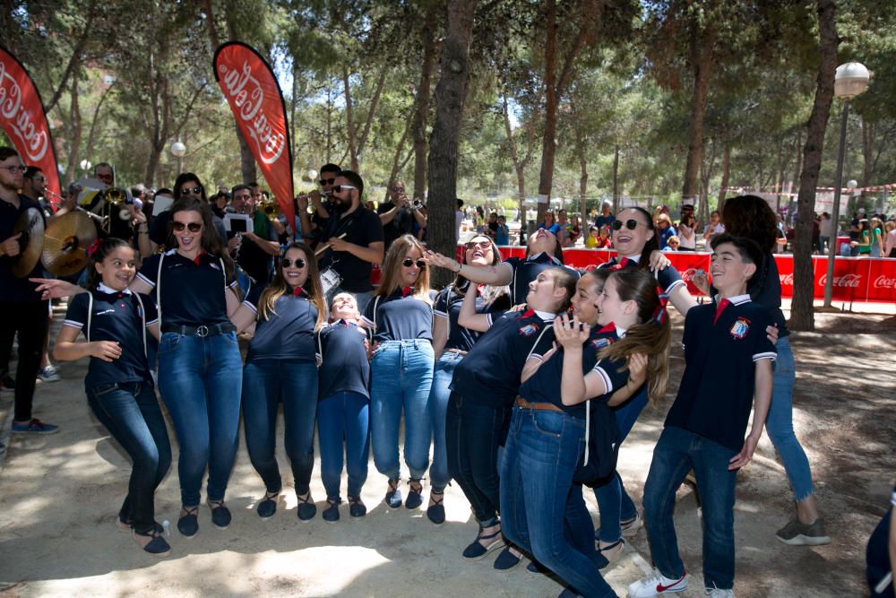 6.000 festeros abarrotan el parque Lo Morant el domingo de paellas.