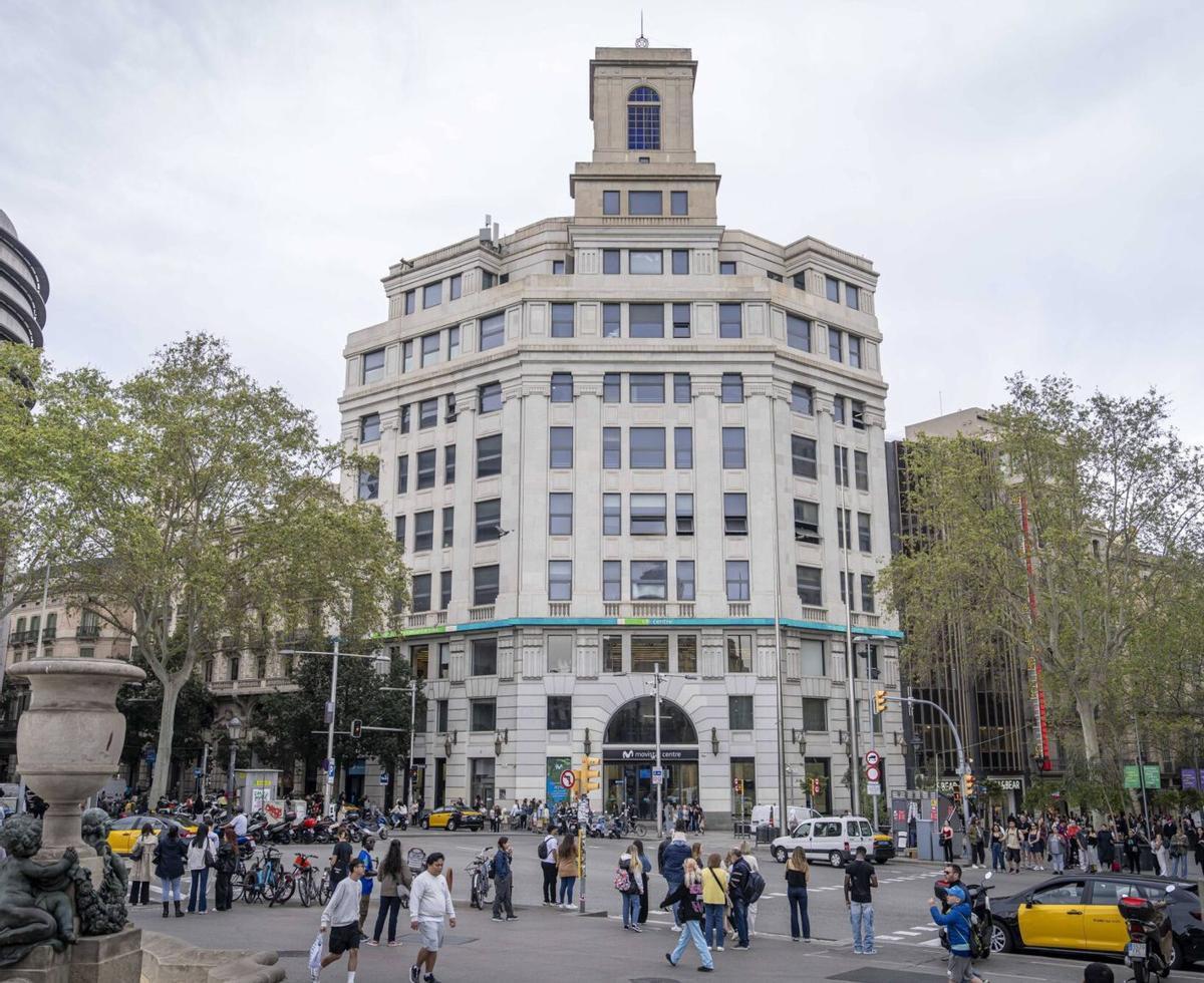 El canvi d’usos de la vella Telefónica donarà 5 milions a BCN per a la reforma del Capitol