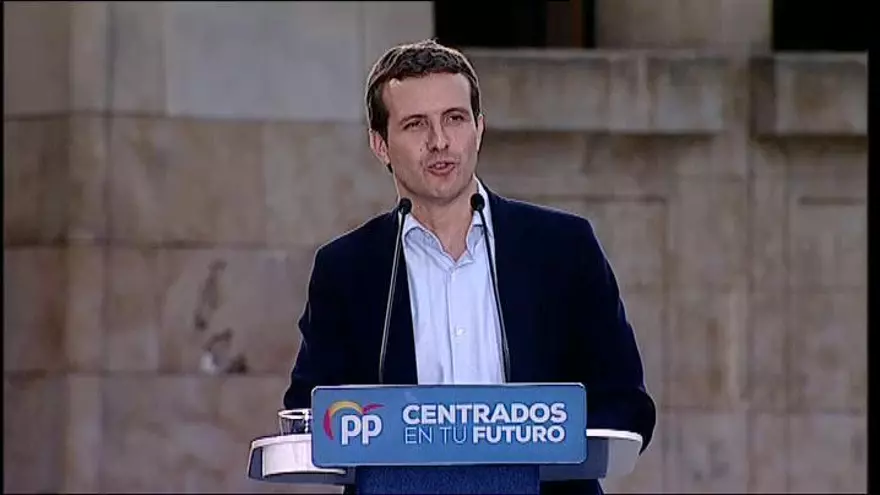 Casado insta a unir el voto en torno al PP para "dar un correctivo a Sánchez"