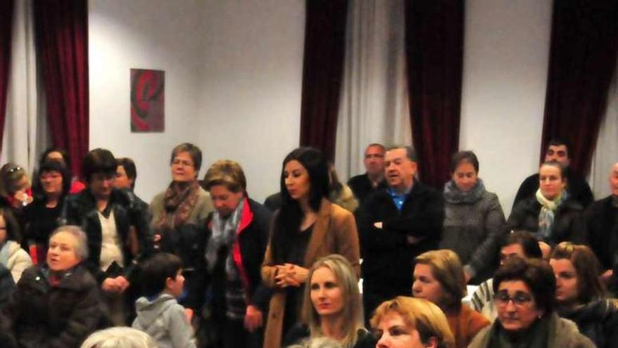 Público en el acto celebrado en Vilanova. // Iñaki Abella