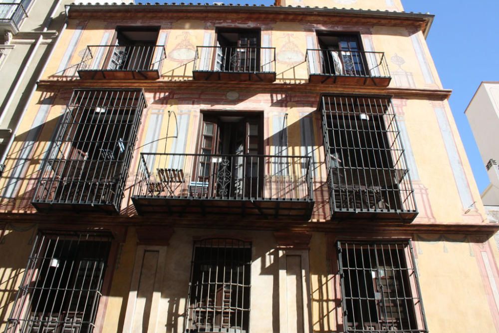 'Cinco bolas' de Simón Flynn, 'Casa del Obispo' de Nina Rodríguez y 'Torre de San Felipe' de Feliciano Ruy, ganadoras del Concurso Fotográfico'Pinturas Murales Barrocas" de Málaga Monumental