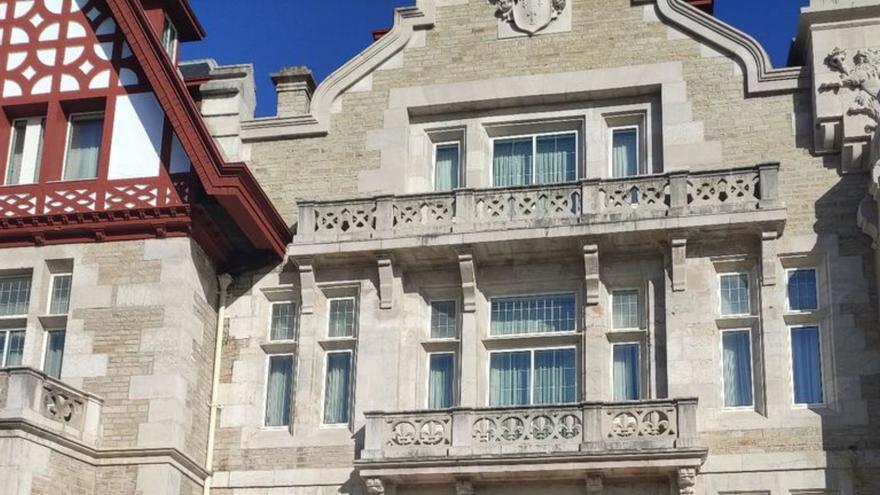 Visita de la asociación de jubilados a  Cantabria.  | SERVICIO ESPECIAL