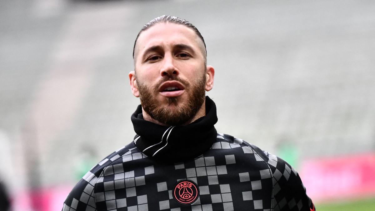 Sergio Ramos en un entrenamiento con el PSG