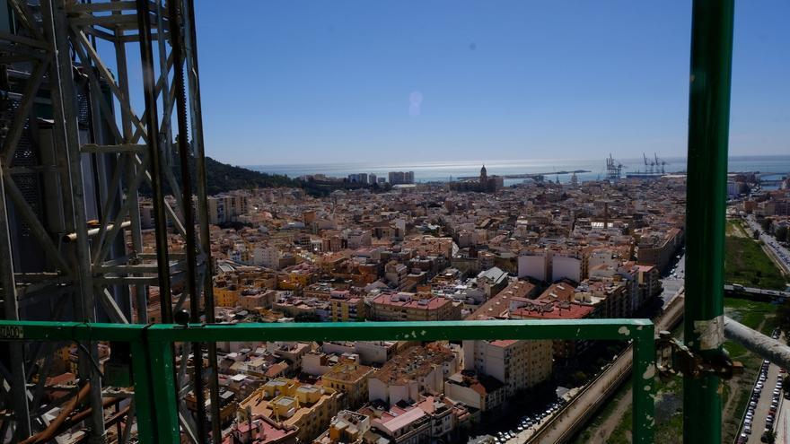 Urban Sky | Así son las torres de Martiricos por dentro y las vistas de Málaga desde ellas
