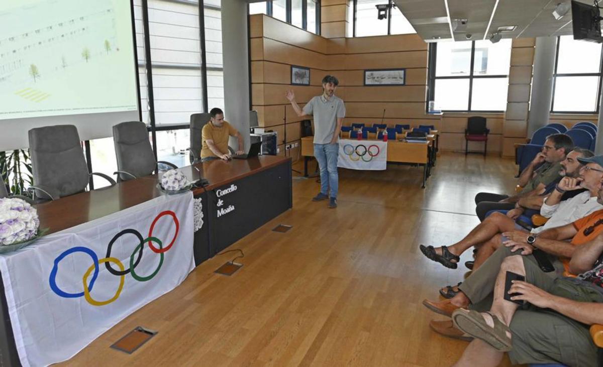 Un momento de la presentación de ayer. |   // PABLO HERNÁNDEZ GAMARRA