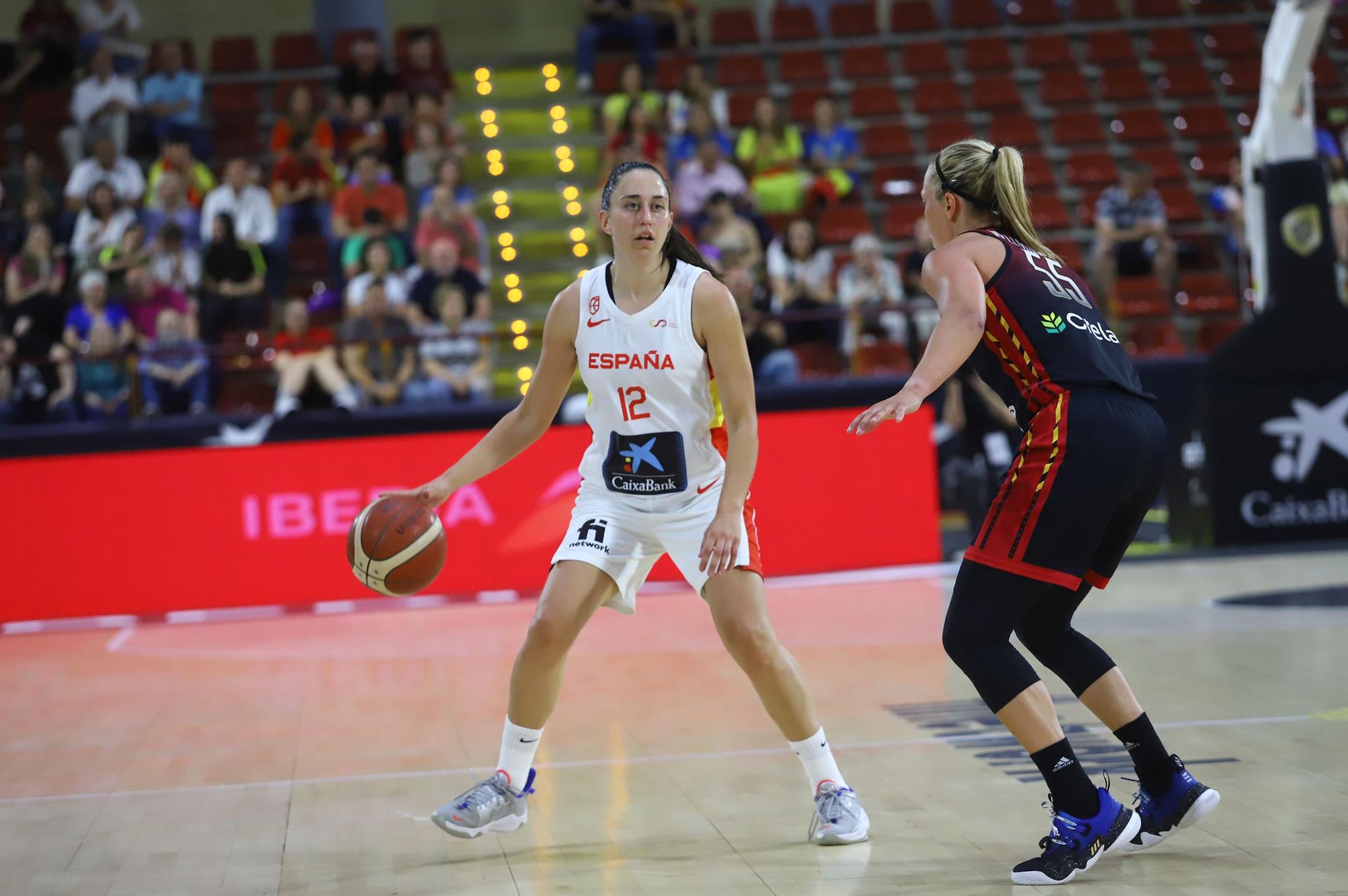 La selección española femenina de baloncesto ante Bélgica, en imágenes