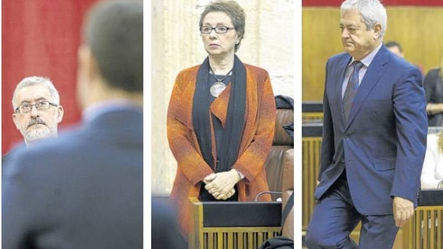 Tres exconsejeros señalados en el &#039;caso ERE&#039; seguirán aforados