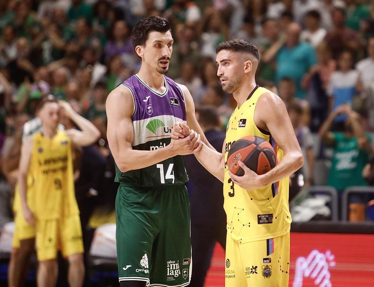 El Unicaja superó 0-2 al Lenovo en cuartos de final.