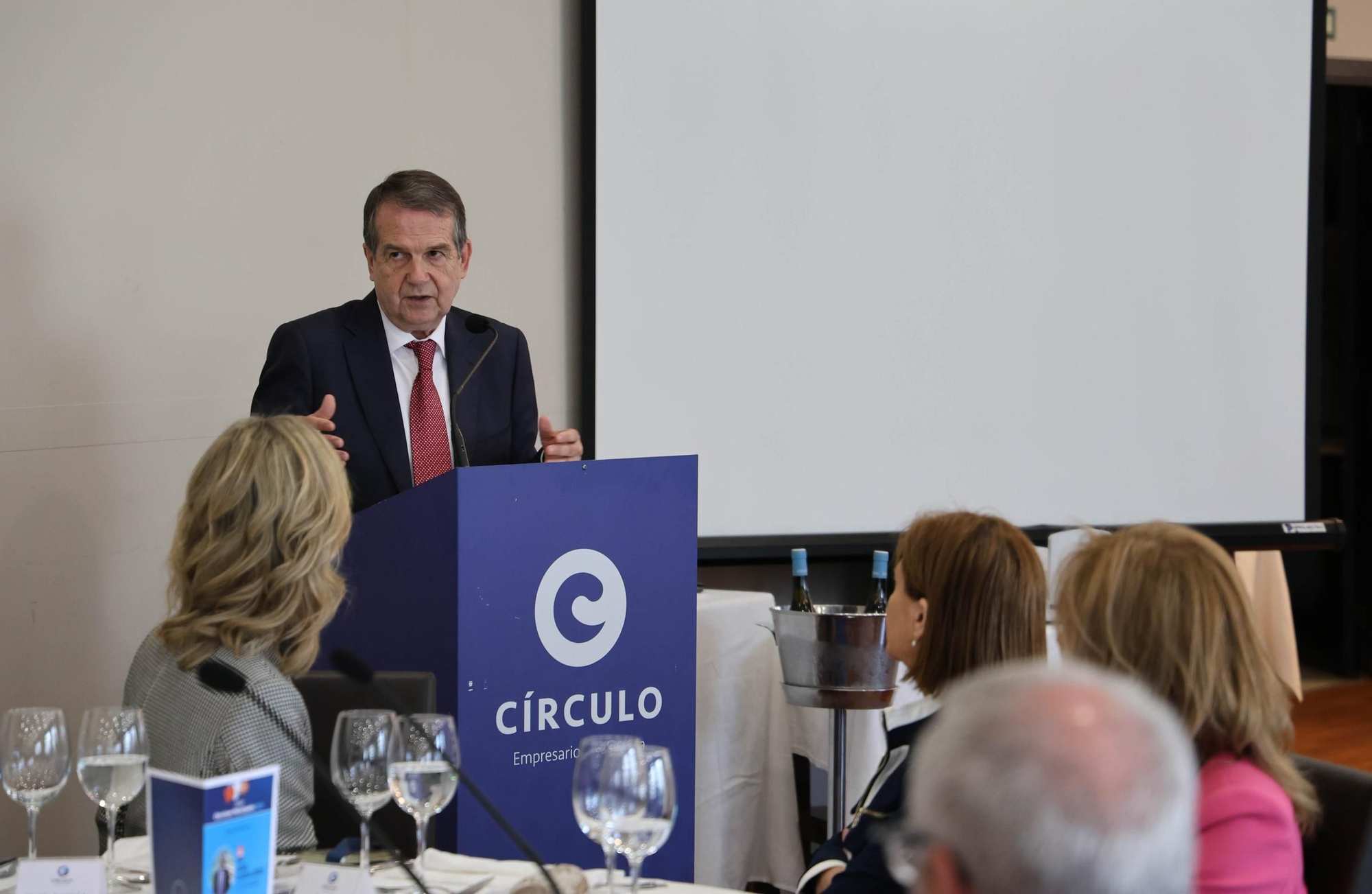 El Círculo de Empresarios cierra su ciclo electoral con Abel Caballero