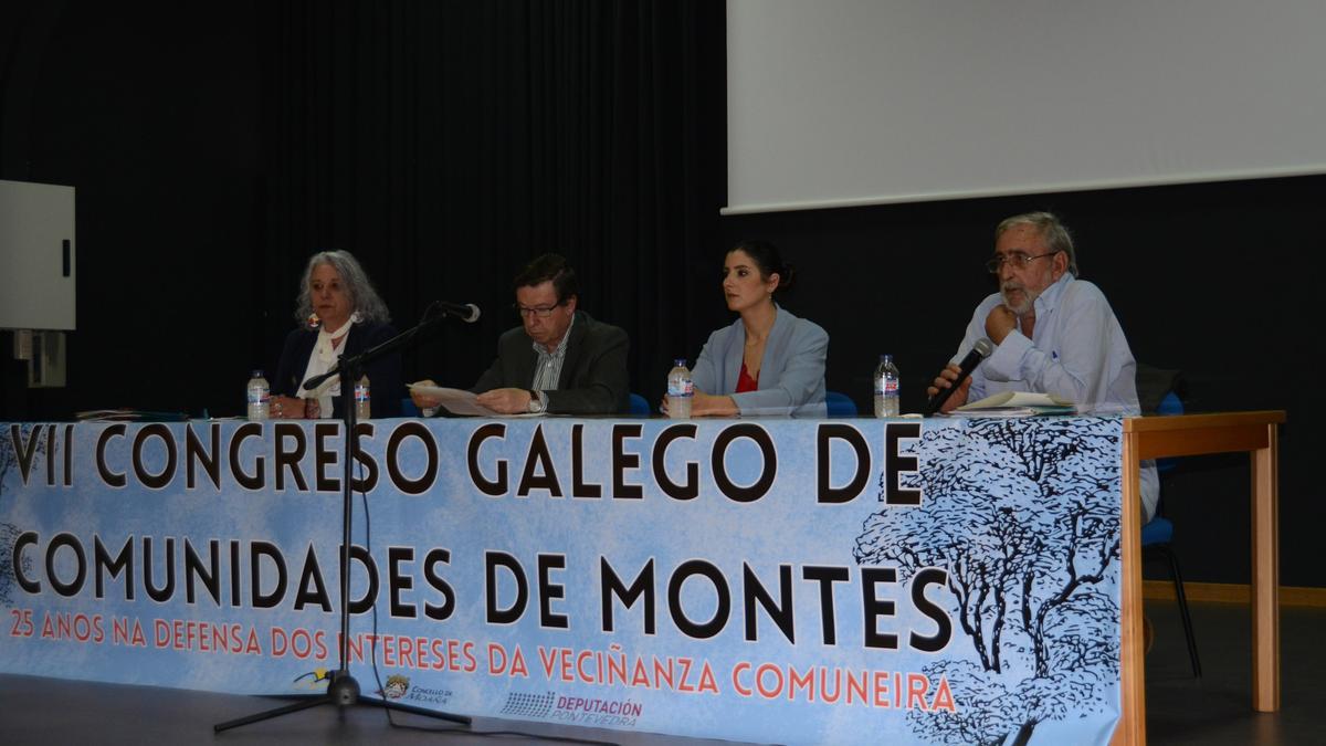 Carlos Font y Leticia Santos, en la mesa de la inauguración.
