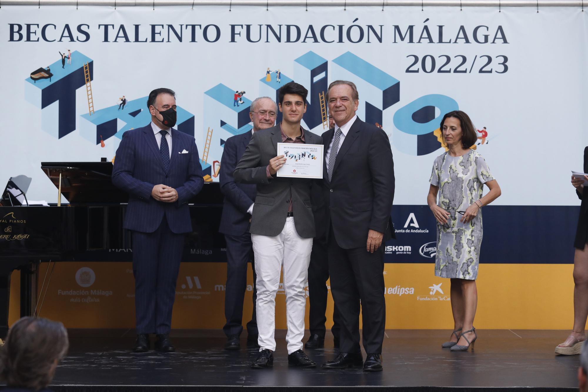 Entrega de las becas talento de la Fundación Málaga 22/23