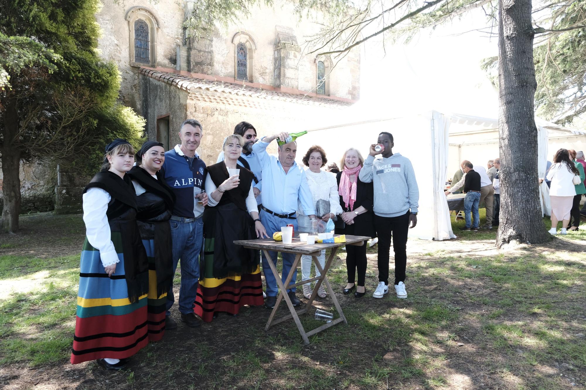 En imágenes: La procesión del Cristo de Cenero