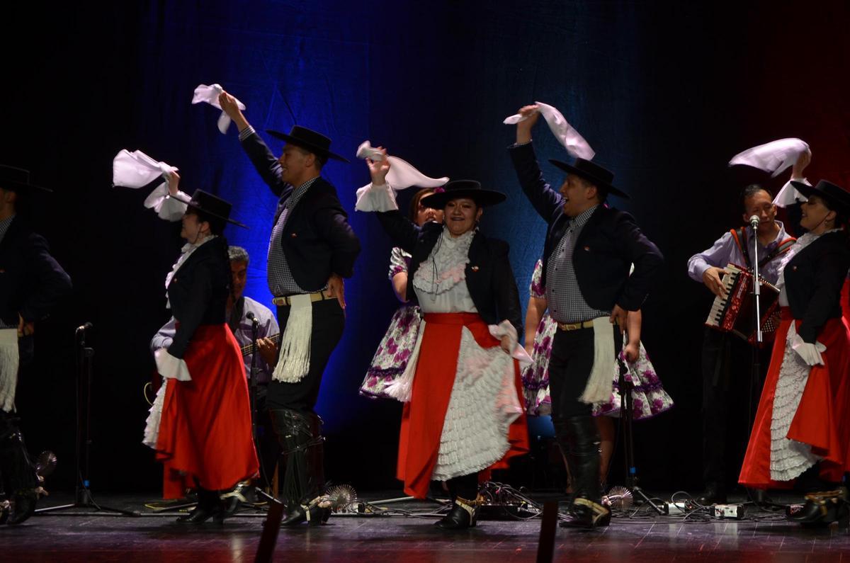 Festival Internacional de Folklore Chile Festival Internacional de Folklore Chile