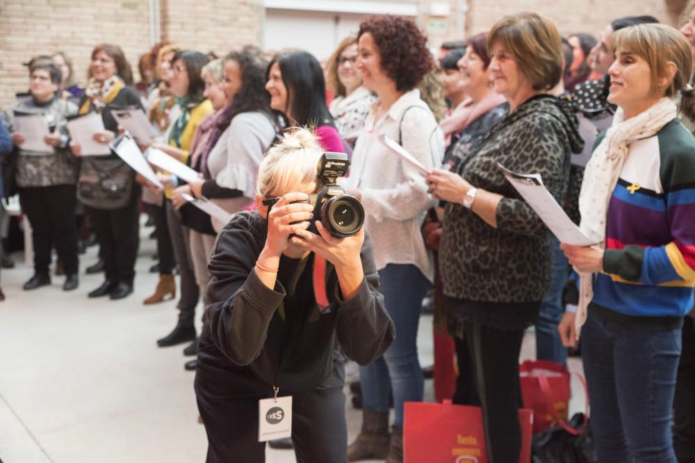 400 cantaires omplen l'antic teatre de Cal Vidal