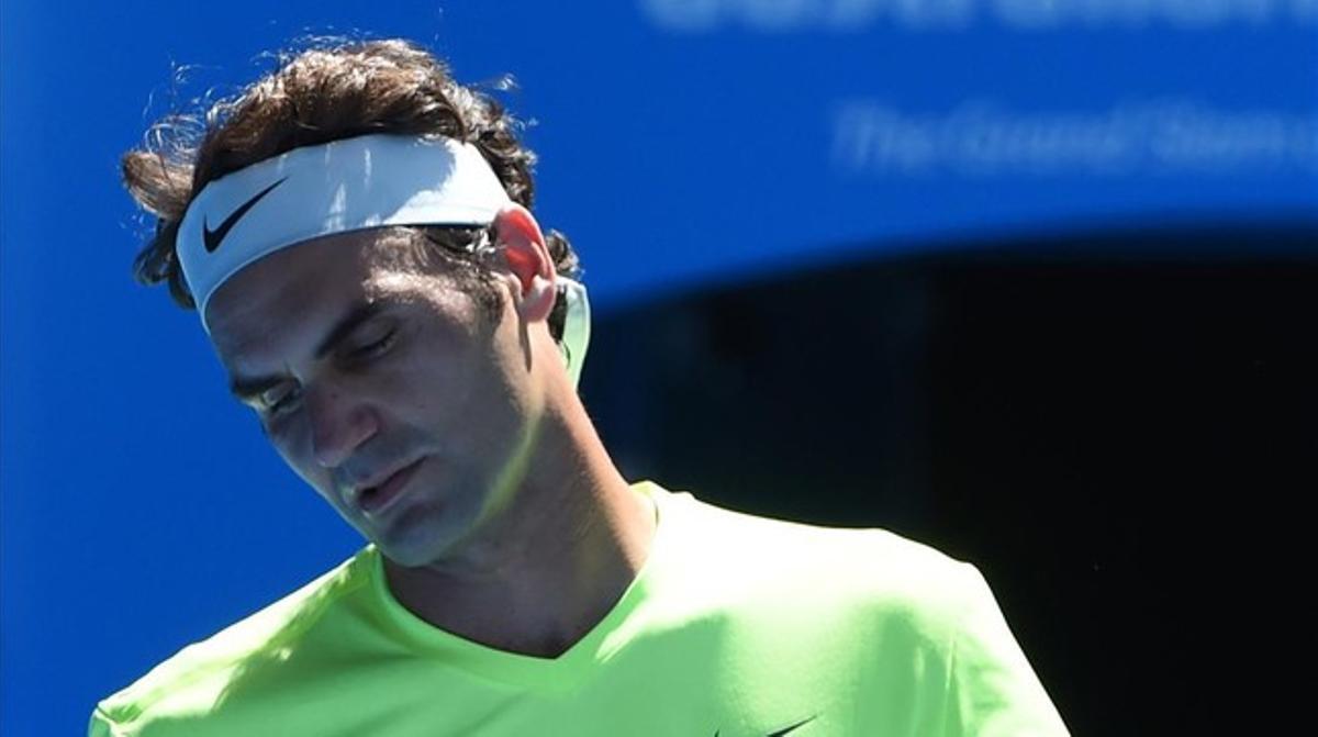 Roger Federer, després de perdre un punt durant el seu partit de tercera ronda contra Andreas Seppi. Roger Federer, després de perdre un punt durant el seu partit de tercera ronda contra Andreas Seppi.