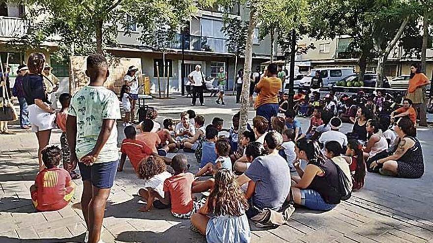 Voluntarios limpian Son Gotleu