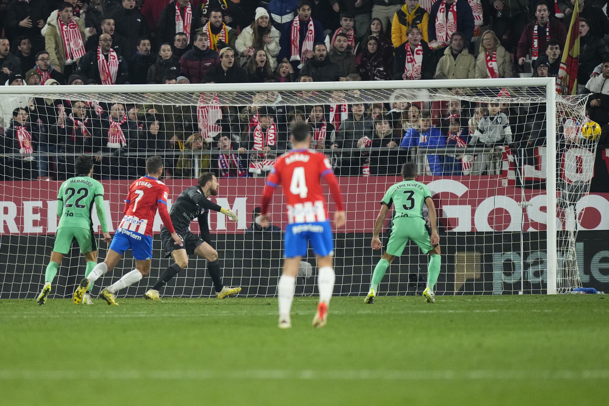 El Real Madrid, campeón de invierno; el Girona alarga su sueño