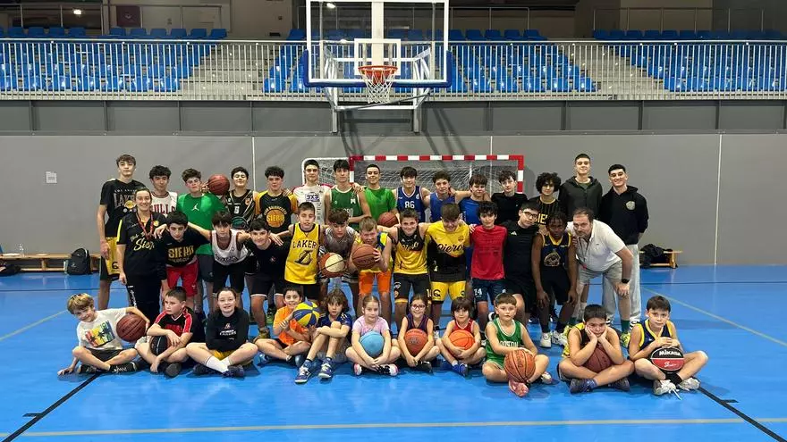 VÍDEO: Así es un entrenamiento con el Club Baloncesto Siero