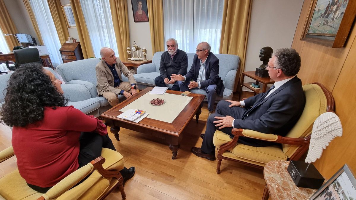 Reunión de este lunes en la sede de la Delegación del Gobierno en Extremadura.