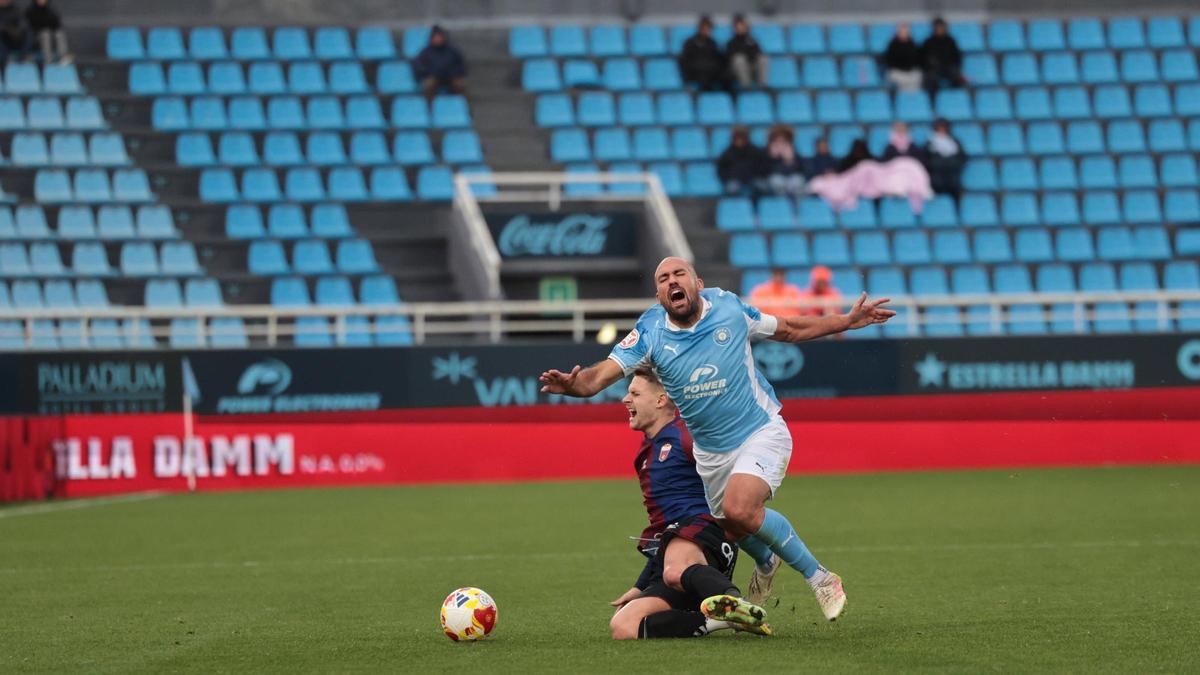 Todas las imágenes del partido de la UD Ibiza