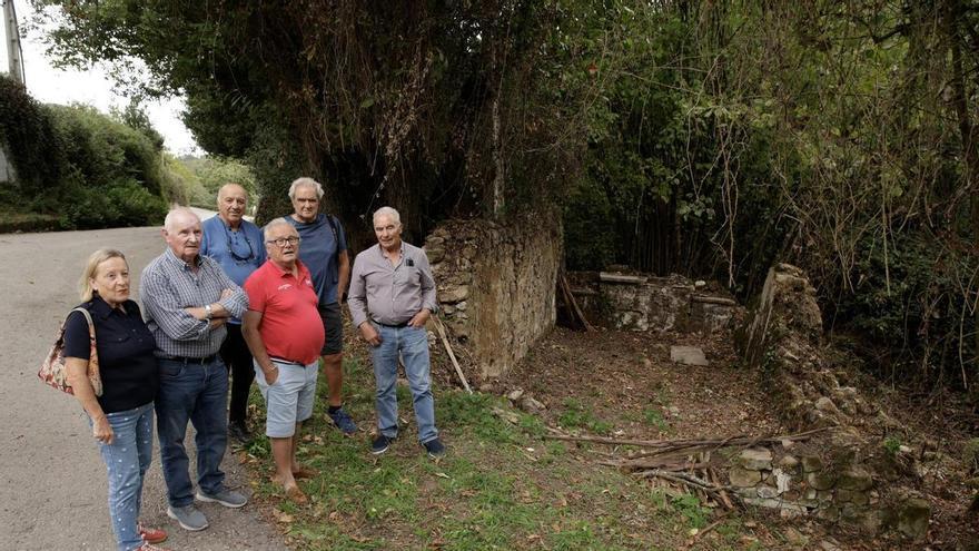 De la sorpresa a la celebración por el llamativo hallazgo de una ermita del siglo XVII en Llantones: "Hace ilusión encontrar algo que creías que no existía"