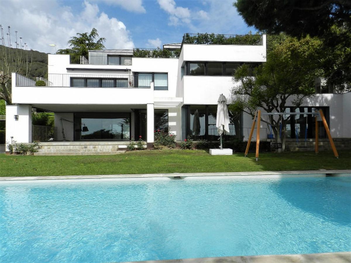 Guardiola compra una casa al barri de Pedralbes de Barcelona per 10 milions Guardiola compra una casa al barri de Pedralbes de Barcelona per 10 milions