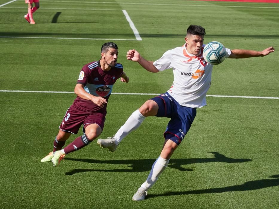 Las mejores imágenes del Osasuna - Celta. // Eduardo Sanz Nieto (LOF) | Villar López (EFE)