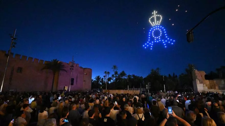 El Misteri d´Elx ilumina el cielo con 180 drones