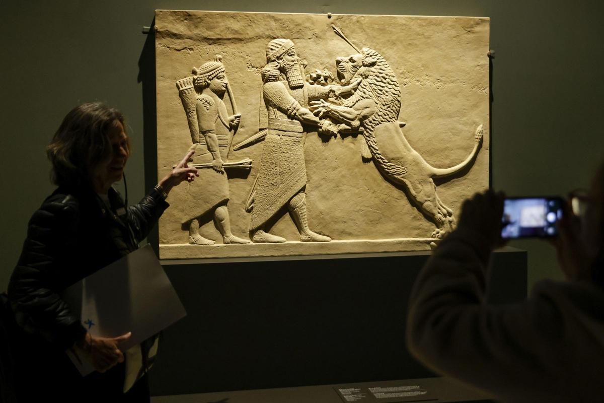 Un relieve de la exposición