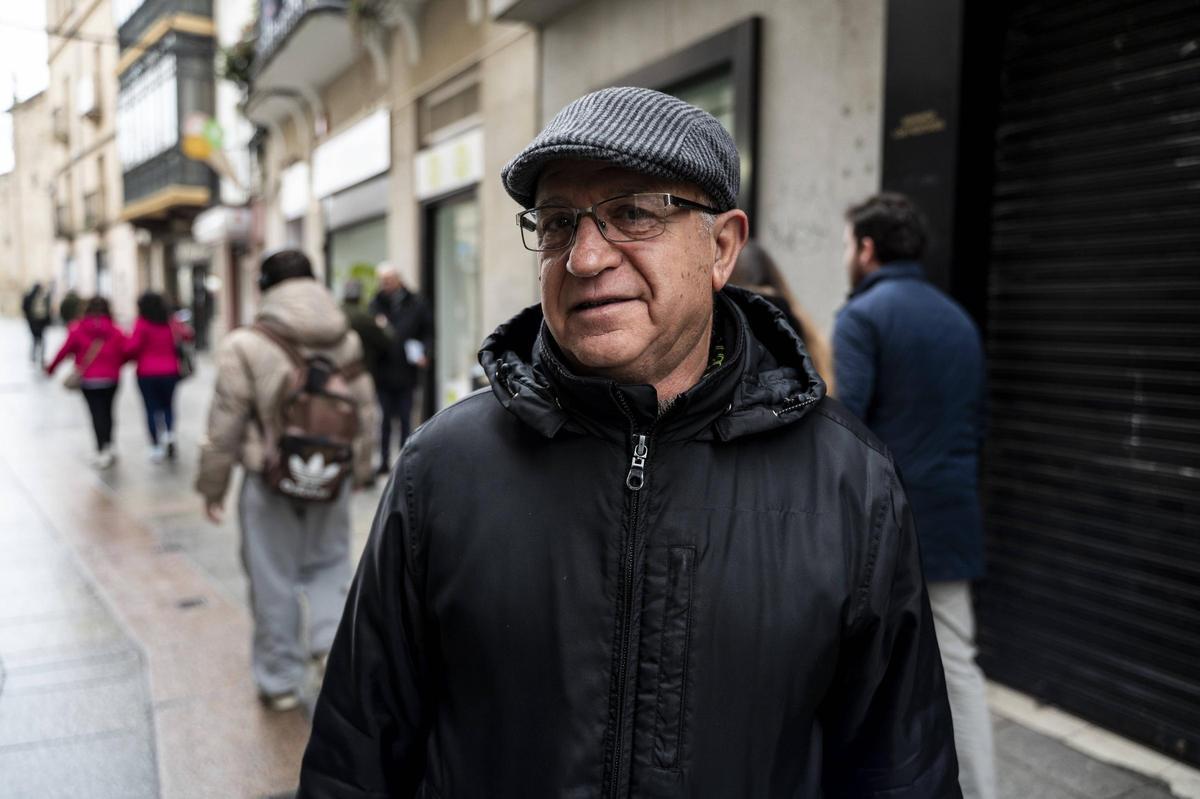Jesús, de Sierra de Fuentes, acudía con frecuencia al Spar.
