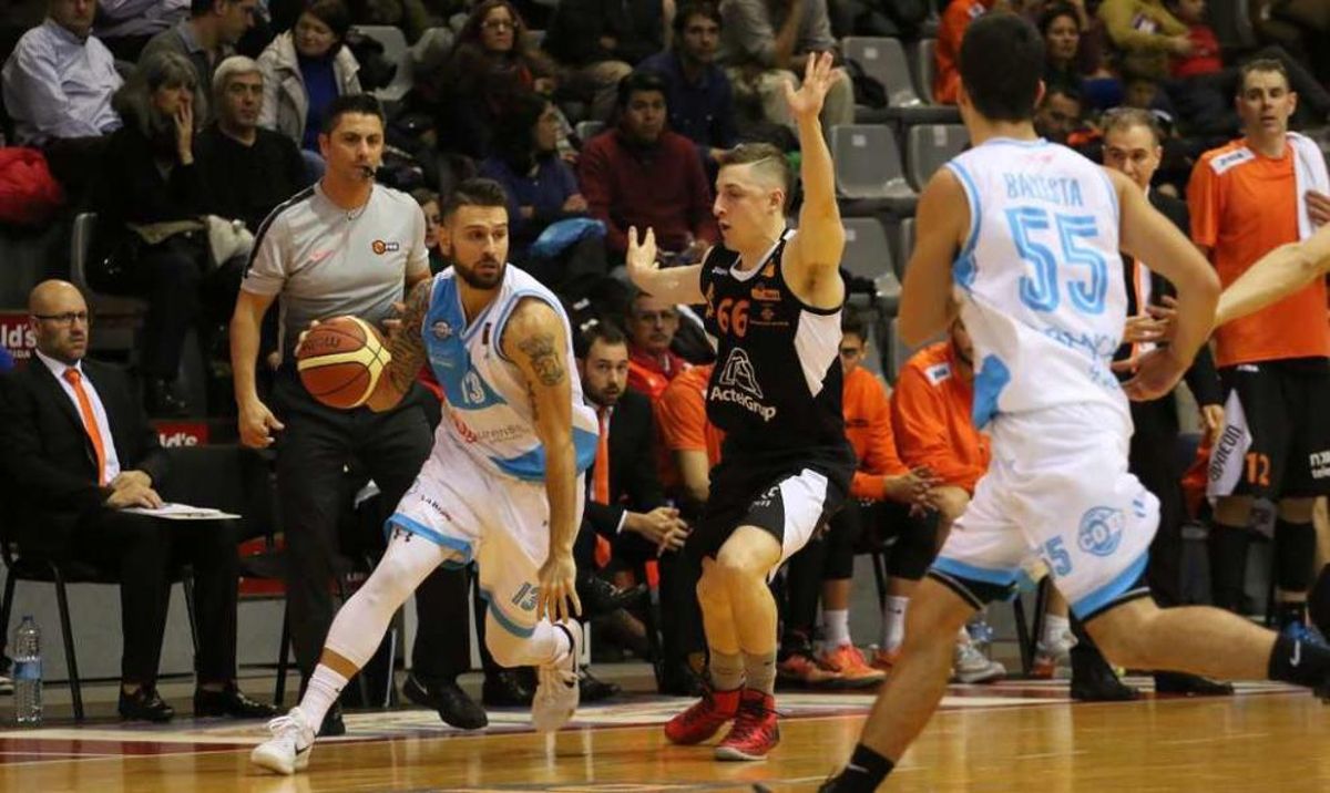 El COB se impone en Lleida con eficencia defensiva