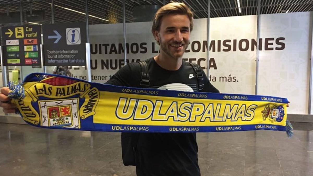 Samper, a su llegada al aeropuerto de Las Palmas