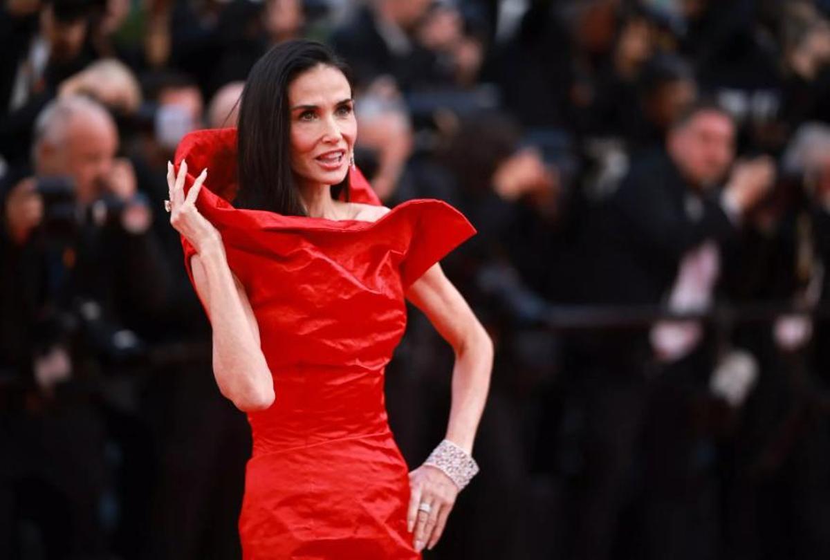 Demi Moore, a Cannes, amb un espectacular disseny escultòric de Gucci signat per Demna