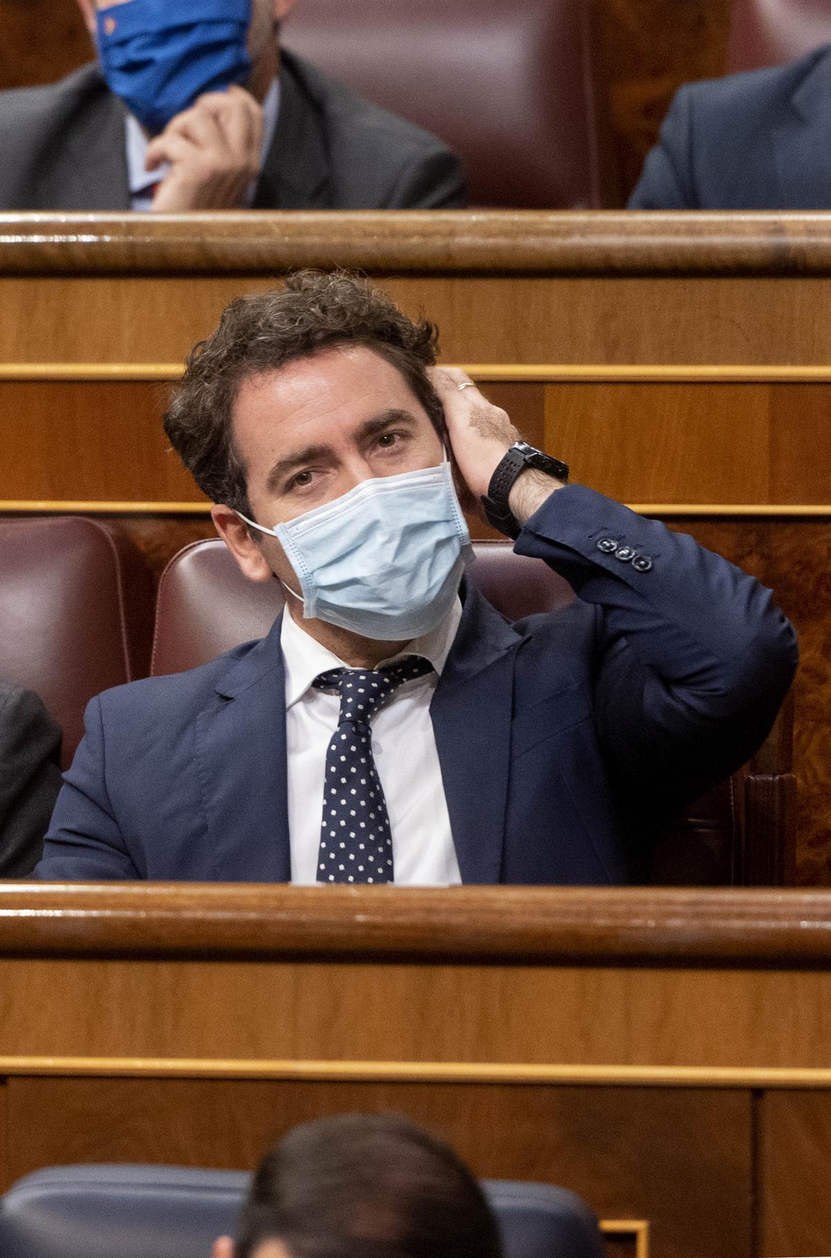 El secretario general del PP, Teodoro García Egea, durante una sesión plenaria