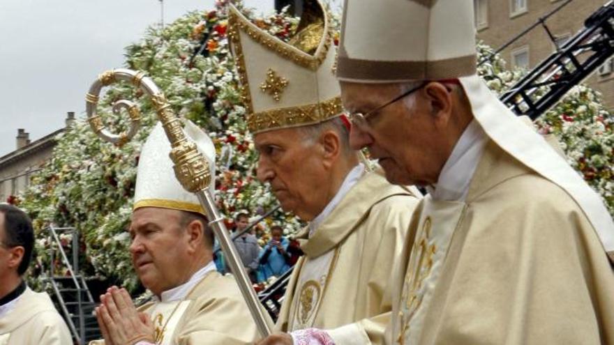 Devoción y alegría a pesar de la lluvia