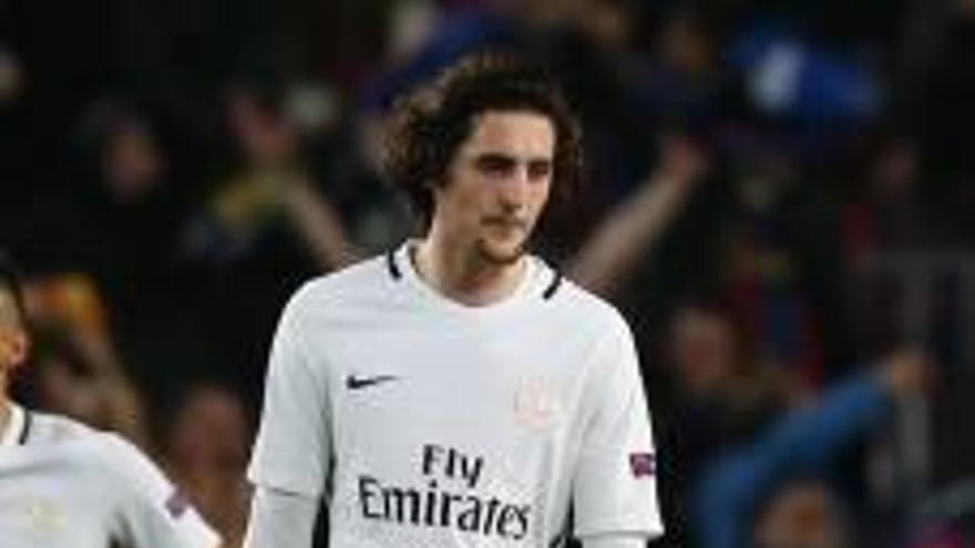 Adrien Rabiot, a prop del Barça