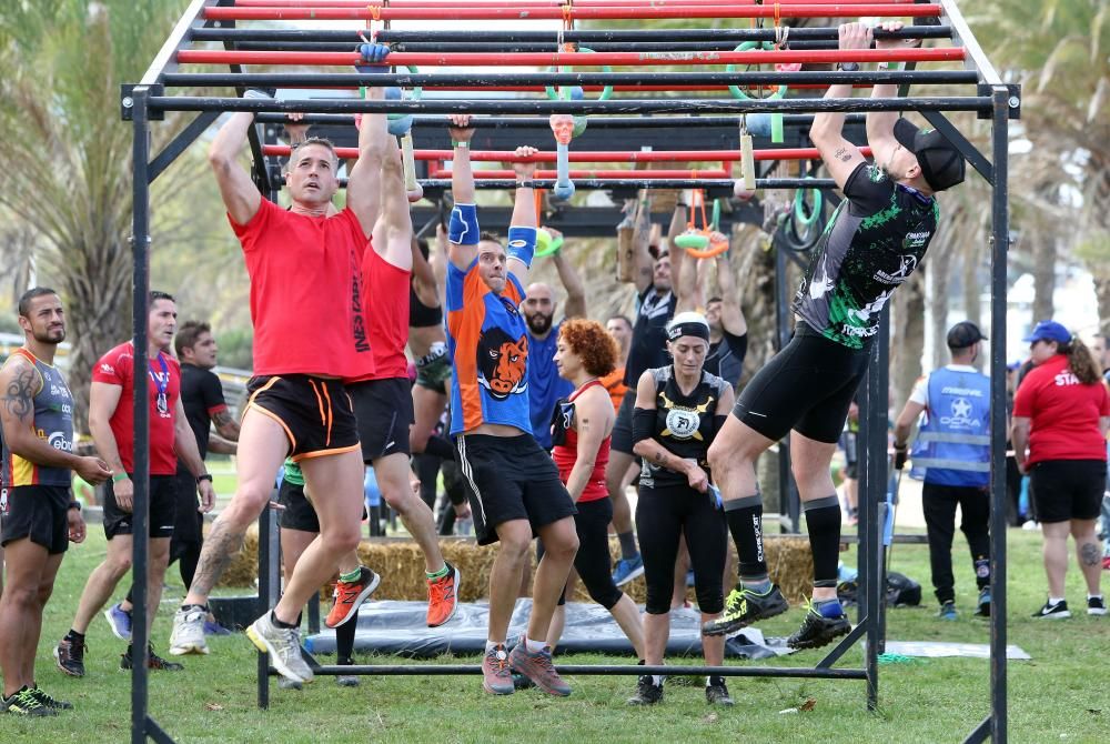 La exigente carrera de obstáculos, todo un clásico en el calendario vigués, vuelve a congregar a cientos de participantes.