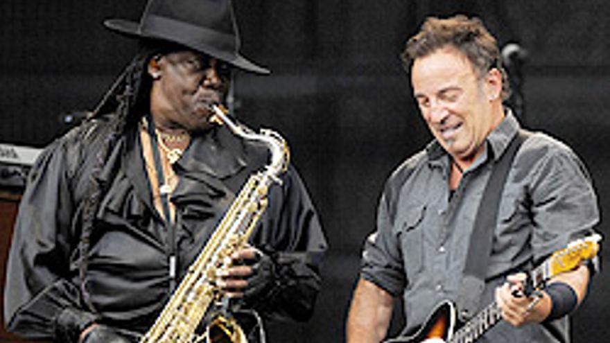 Muere Clarence Clemons, el saxofonista de Bruce Springsteen