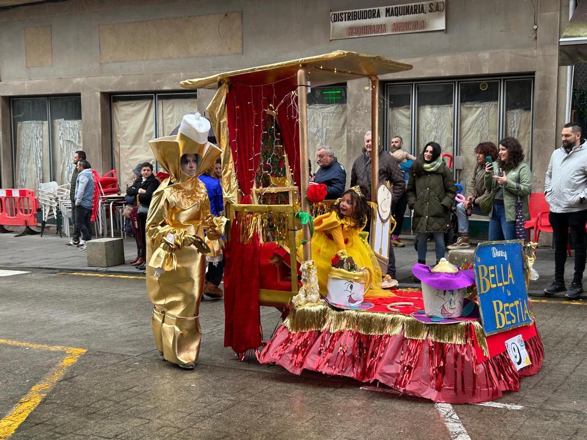 EN IMÁGENES: Salas celebra su carnaval por todo lo alto con 200 personas y 45 inscripciones